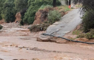 Σοβαρές ζημιές στη Μάνδρα από την κακοκαιρία «Byron»