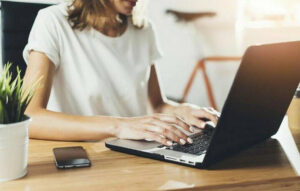 Αμοιβές εργαζομένων και επιχειρήσεων κατά τις γιορτές