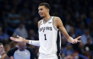 Ο Γουεμπανιαμά και η προοπτική του 1 δισ. δολαρίων στο NBA