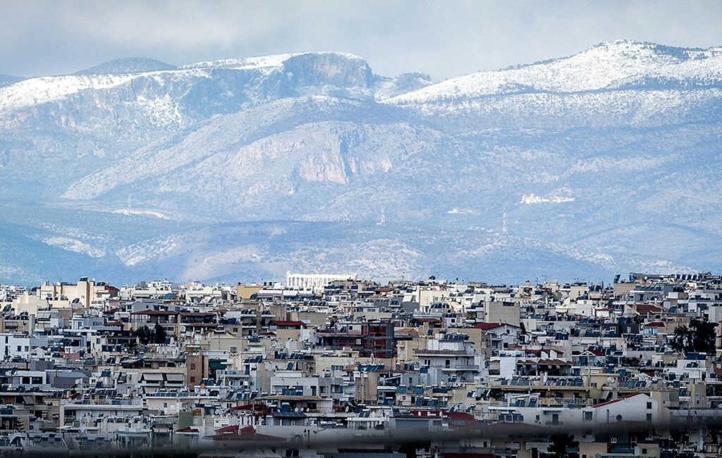 Χιόνια και κρύο την Πρωτοχρονιά – Επιστροφή της άνοιξης το Σαββατοκύριακο