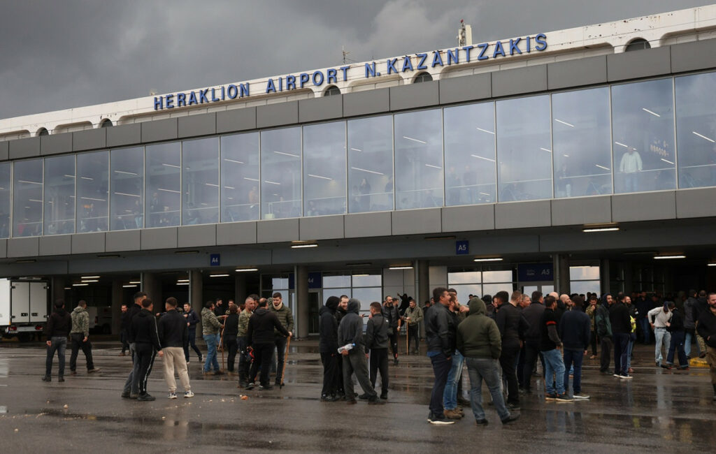 Αγρότες κλείνουν ξανά το αεροδρόμιο στο Ηράκλειο – Συντονιστική Επιτροπή για νέες αποφάσεις