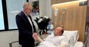 Σίδνεϊ: Ο ήρωας της επίθεσης κινδυνεύει να χάσει το χέρι του