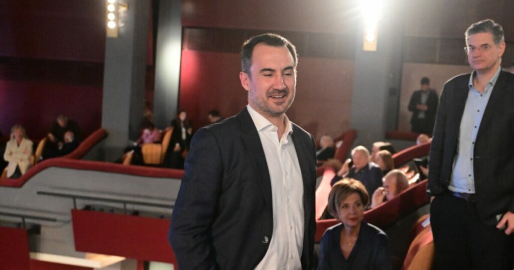 Χαρίτσης: Άνοιγμα στον Τσίπρα για συνεργασία με αιχμές