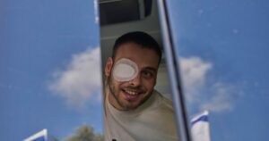 Ο Αλόν Άαχελ περιγράφει την κόλαση που βίωσε ως όμηρος της Χαμάς