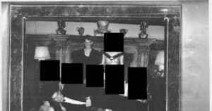 Φωτογραφία αποκαλύπτει τον πρίγκιπα Άντριου στο σκάνδαλο Επστάιν