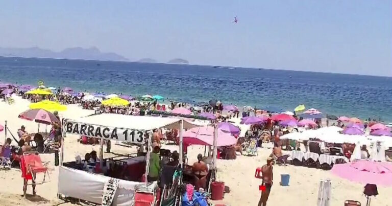 Βραζιλία: Συντριβή μικρού αεροσκάφους στη θάλασσα – Νεκρός ο πιλότος