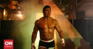 Από τη «Χιονάτη» στο «The Smashing Machine»: Οι 10 κινηματογραφικές αποτυχίες του 2025