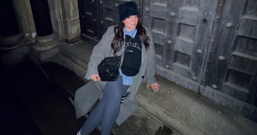 Η Δανάη Μπάρκα εξερευνά τη στολισμένη Στοκχόλμη πριν τα Χριστούγεννα