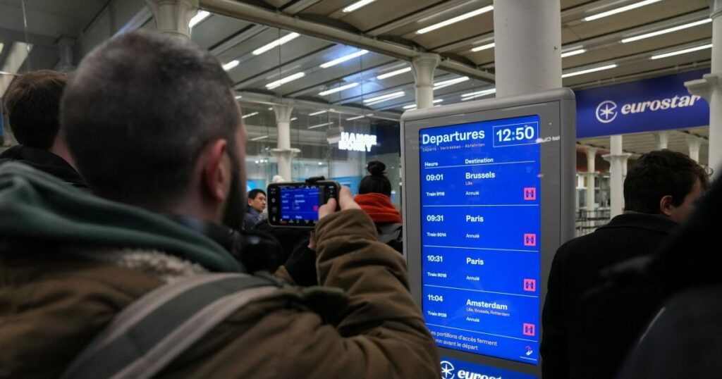 Eurostar: Επανέναρξη δρομολογίων στη σήραγγα της Μάγχης από τις 16:00