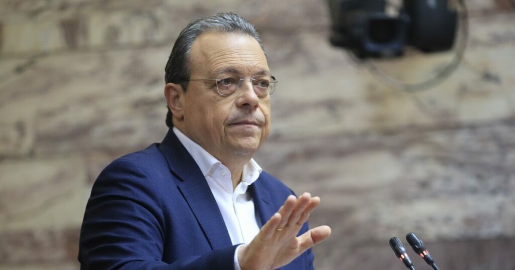 Φάμελλος: Να κάνουμε το 2026 χρονιά θετικών ανατροπών