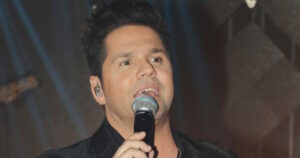 Ο Γιώργος Τσαλίκης διέκοψε συναυλία του πιστεύοντας ότι τον σημαδεύουν