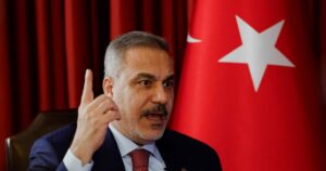 Χακάν Φιντάν: Εξετάζουμε όλες τις διαφορές στο Αιγαίο ως σύνολο