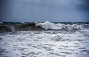 Προειδοποίηση για ισχυρούς ανέμους έως 7 μποφόρ στη Θεσσαλονίκη
