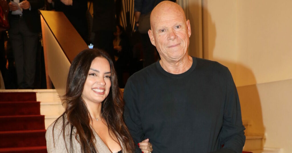 Ελπίδα Ιακωβίδου: «Στην πρώτη μας γνωριμία του απευθύνθηκα στον πληθυντικό»