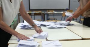 Δημοσκοπήσεις: Προβάδισμα 15,1% έως 16,1% για τη ΝΔ - Υποστήριξη στους αγρότες