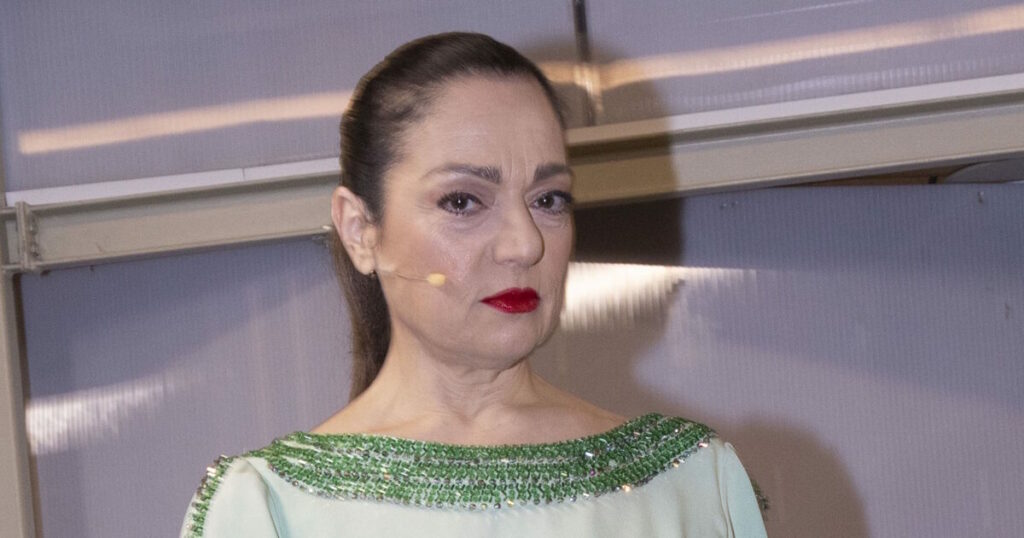 Ελένη Καρακάση: Συνειδητοποίησα την ανάγκη να νιώσω τη μητρότητα