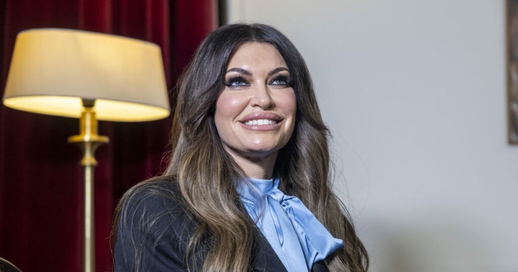 Η Κίμπερλι Γκιλφόιλ στη Μητρόπολη Θεσσαλονίκης και τον Άγιο Δημήτριο