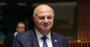 Η κυβέρνηση προετοιμάζεται για τη «μητέρα των μαχών» με τους αγρότες