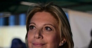 Καραχάλιος: Κριτική στην Καρυστιανού για τους συμβούλους της