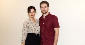 Δημήτρης Λάλος: Ευχές για καλό χειμώνα με τη Μαριλίτα Λαμπροπούλου