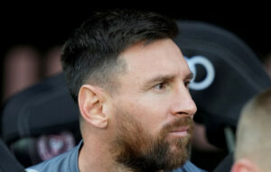 Ο Μέσι έγινε viral με την σκυθρωπή του εμφάνιση στο πάρτι της Ίντερ Μαϊάμι