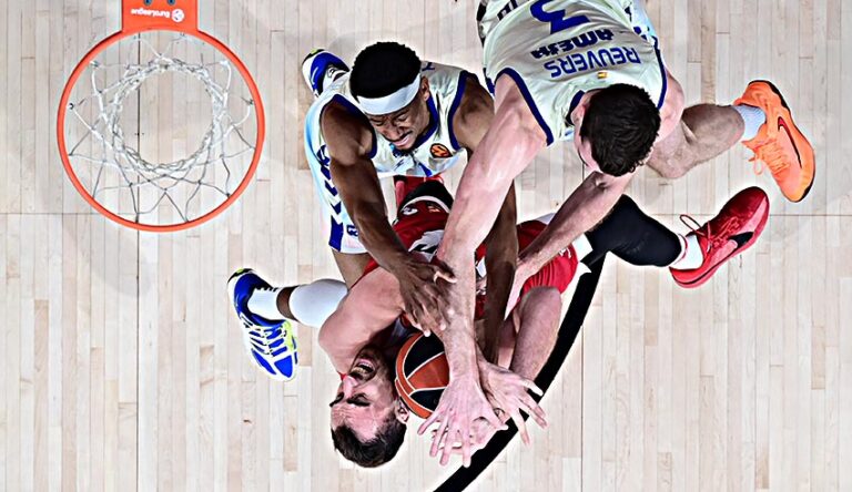 Ολυμπιακός: Ήττα από τη Βαλένθια με 92-99