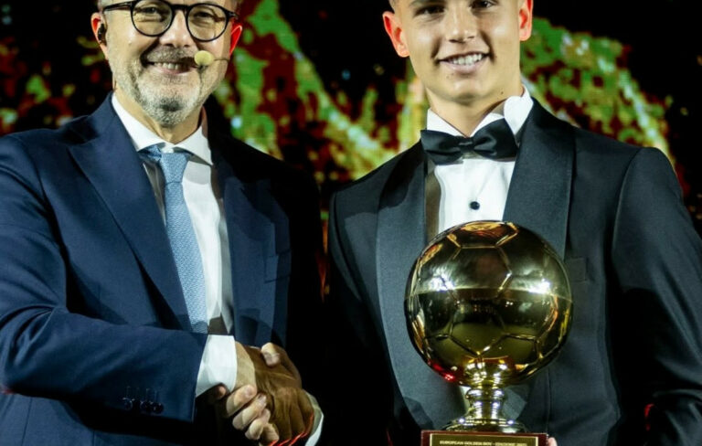 Ο Χρήστος Μουζακίτης βραβεύτηκε με το Golden Boy Web 2025