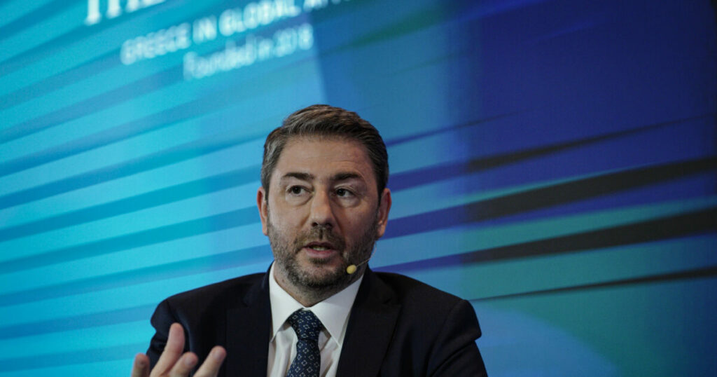 Ανδρουλάκης: Η ΝΔ επιθυμεί έναν αδύναμο αντίπαλο, ο Τσίπρας αναζητά αυτοδικαίωση