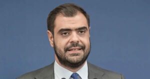 Παύλος Μαρινάκης: «Η Ελλάδα του φραπέ ανήκει στο παρελθόν»