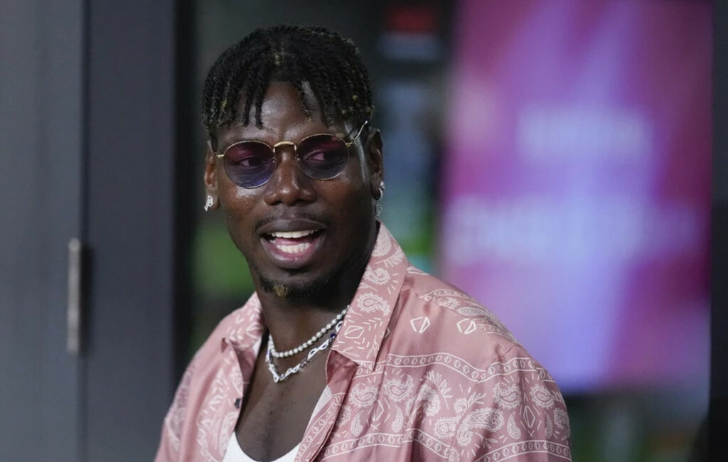 Ο Πογκμπά επενδύει στον κόσμο των καμηλοδρομιών