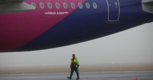 Πολωνία: Άνοιξαν ξανά τα αεροδρόμια Ζέσουφ και Λούμπιλ μετά τις επιθέσεις