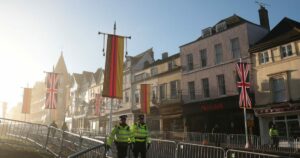 Συναγερμός στο Derby της Βρετανίας: Εκκενώθηκαν 200 σπίτια, δύο συλλήψεις