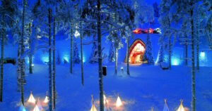 Ροβανιέμι: Το μήνυμα του Άγιου Βασίλη από το παραμυθένιο χωριό