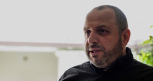 Ζελένσκι: Ο Ουμέροφ θα ταξιδέψει στις ΗΠΑ για ειρηνικές συνομιλίες