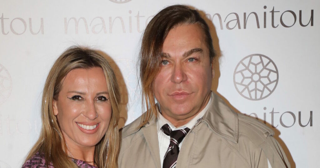 Τρύφωνας Σαμαράς για Πηγή Δεβετζή: «Απορώ πώς τους έβγαλαν»