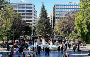 Εορταστικό ωράριο: Πώς θα λειτουργήσουν τα καταστήματα την παραμονή Χριστουγέννων