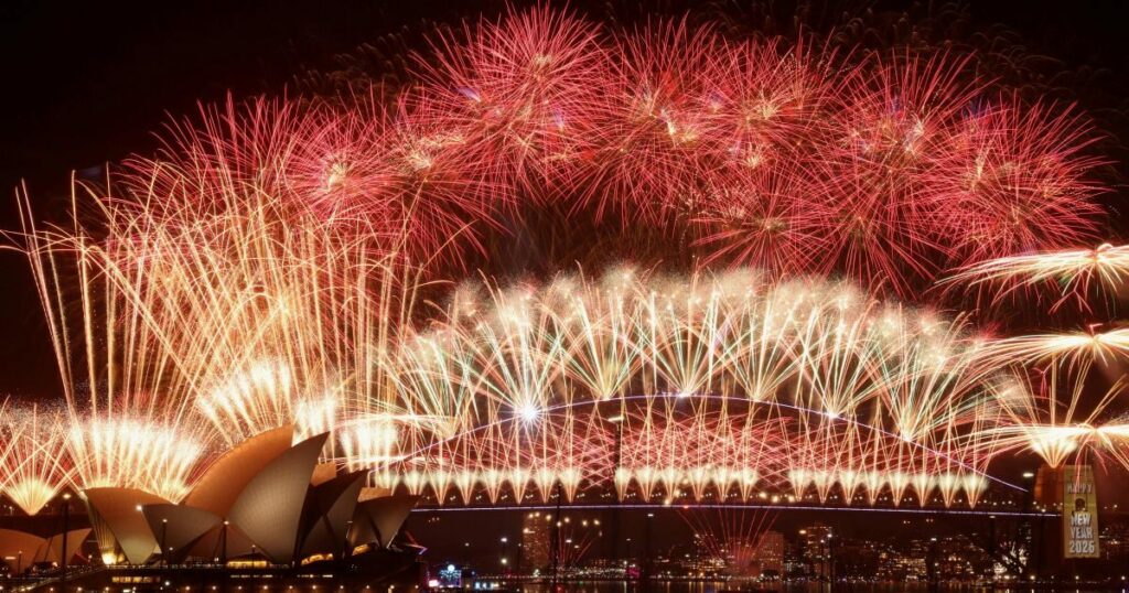Σίδνεϊ: Εντυπωσιακή υποδοχή του 2026 με 40.000 πυροτεχνήματα