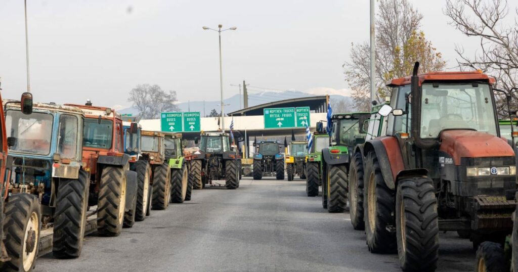Διάλογος κυβέρνησης με αγρότες για λογικά αιτήματα και ανησυχία ΝΔ