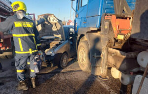 Σοβαρό τροχαίο στην Εθνική Οδό Καλαμάτας-Μεσσήνης με εγκλωβισμένα άτομα