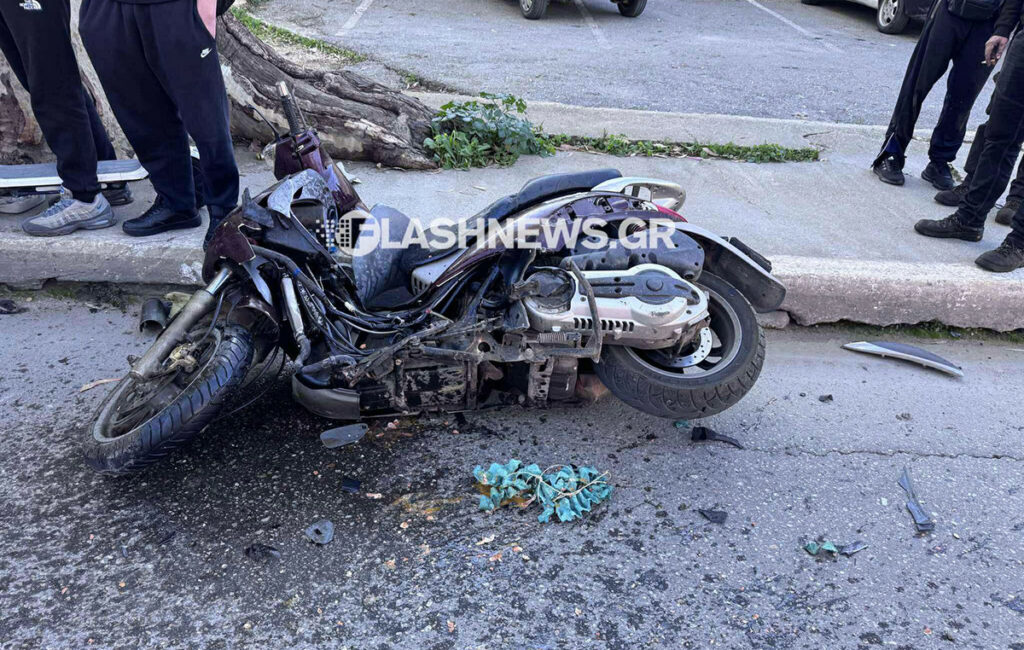 Σοβαρό τροχαίο ατύχημα στα Χανιά – Αγροτικό συγκρούστηκε με μηχανάκι