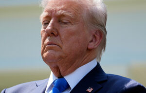 Η Ιντιάνα αντιστέκεται στον Τραμπ για τον εκλογικό χάρτη