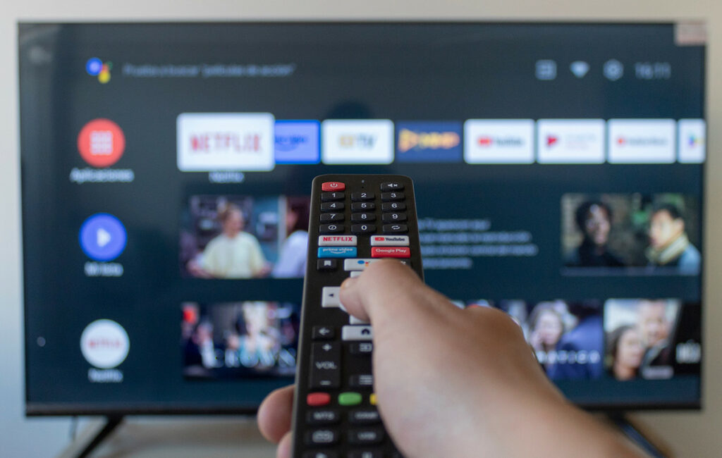 Συνεχείς έφοδοι κατά της πειρατείας στην Κρήτη: 8 συλλήψεις και βαριά πρόστιμα