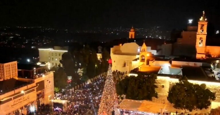 Βηθλεέμ: Εορτασμοί με φωταγώγηση του χριστουγεννιάτικου δέντρου