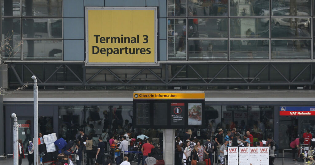 Συναγερμός στο αεροδρόμιο Χίθροου: Ένοπλοι αστυνομικοί αποκλείουν τερματικό
