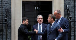 Μακρόν, Στάρμερ και Μερτς στηρίζουν Ζελένσκι για ασφάλεια στην Ουκρανία