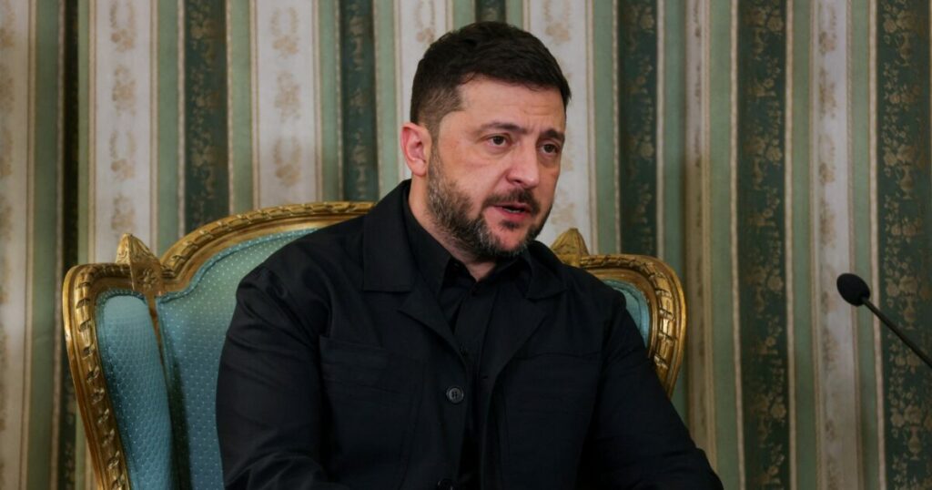 Πρώτο βήμα Ζελένσκι για την ειρηνική λύση στην Ουκρανία