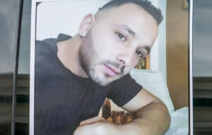 Κηδεία του 30χρονου Κώστα που ξυλοκοπήθηκε στην Πάτρα