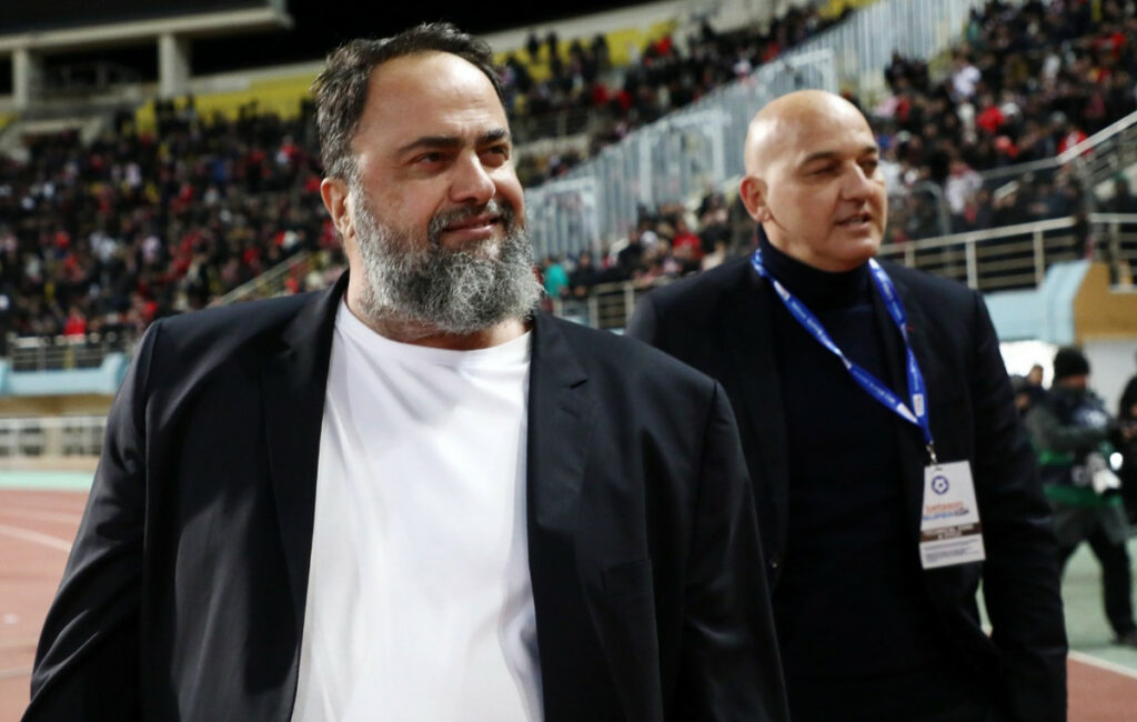 Ολυμπιακός: Αποθέωση για τον Μαρινάκη από τους φιλάθλους μετά την κατάκτηση του Σούπερ Καπ