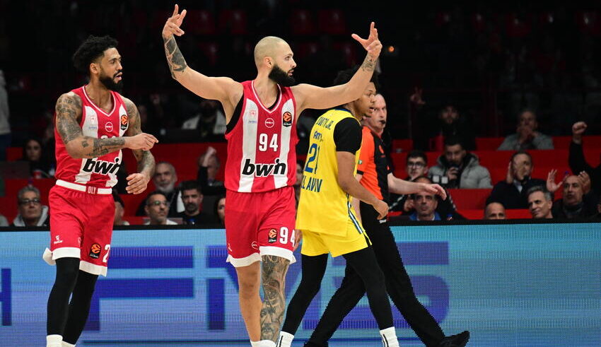 Ο Ολυμπιακός παίζει εκτός με την Εφές στην Euroleague