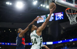 Απογοητευτική ήττα για τους Μπακς από τους Γουίζαρντς